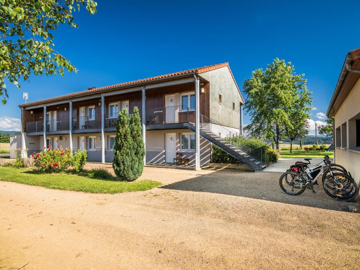 Les Quatre Vents Hotel Courpiere Exterior photo